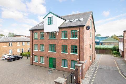 2 bedroom apartment to rent, Holters Mill, Canterbury