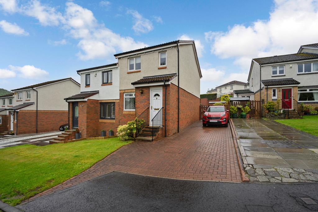 Urquhart Court, Kirkcaldy, KY2 2 bed semidetached house £144,950