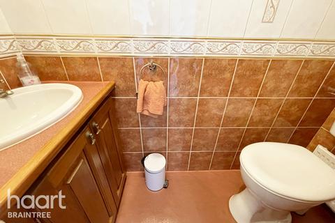 35 Barryfields, Shalford, Braintree, CM7 5HJ