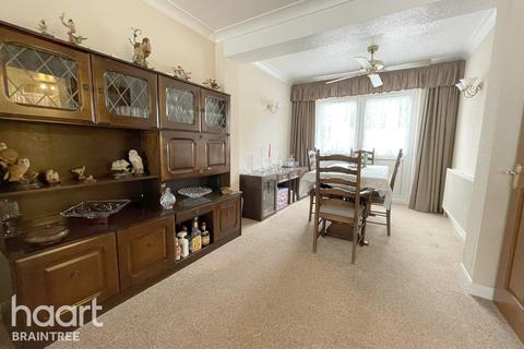 35 Barryfields, Shalford, Braintree, CM7 5HJ