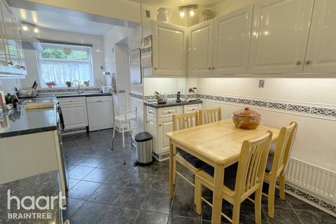 35 Barryfields, Shalford, Braintree, CM7 5HJ