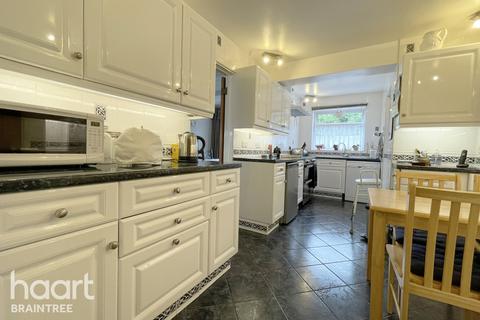 35 Barryfields, Shalford, Braintree, CM7 5HJ