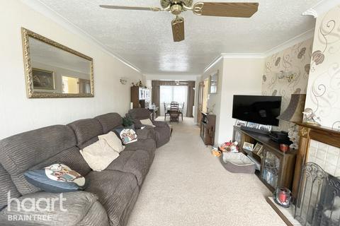 35 Barryfields, Shalford, Braintree, CM7 5HJ