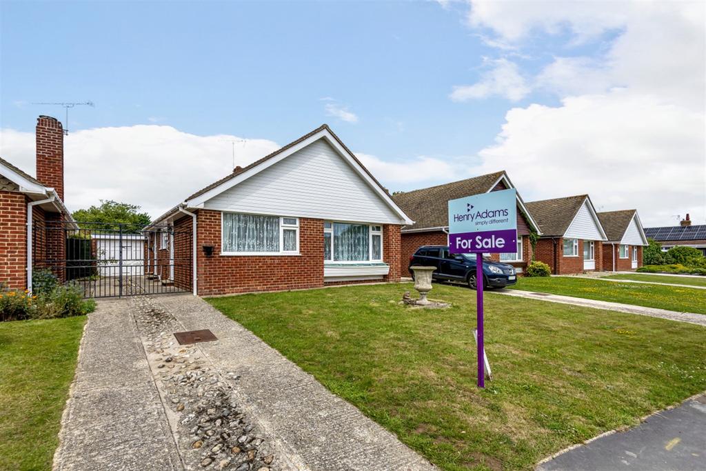 Boxgrove Gardens, Rose Green, Bognor Regis, PO21 2 bed detached
