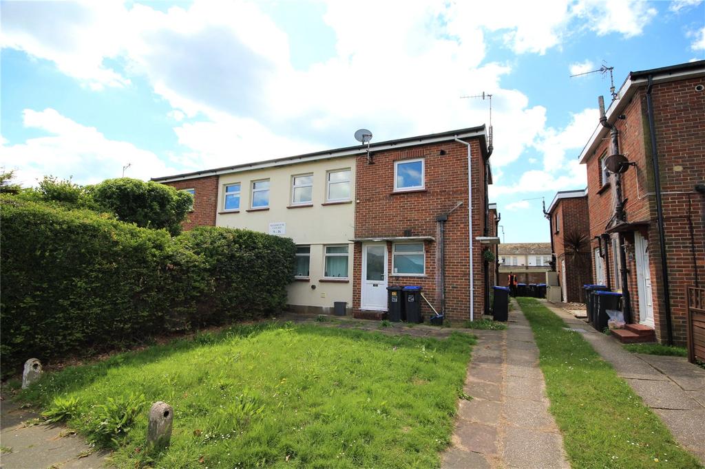 Seabrook Court, Cecil Road, Lancing... 1 bed apartment £775 pcm (£179 pw)