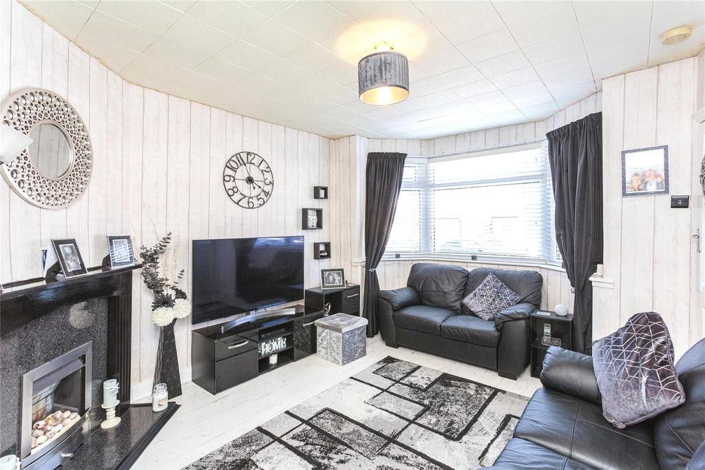 June Avenue, Blackpool, Lancashire, FY4 3 bed terraced house £95,000