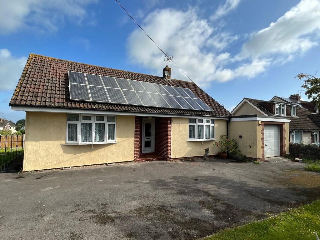 Westaway Park, Yatton 2 bed detached bungalow £395,000