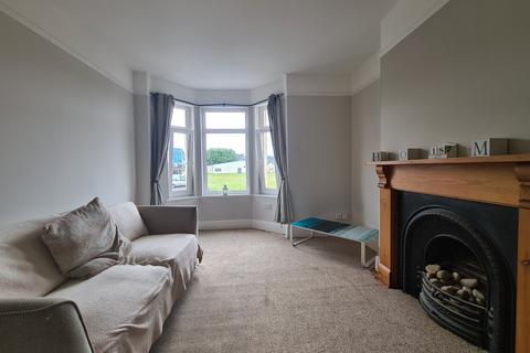 2 bedroom flat to rent, Marnham Road, Torquay TQ1