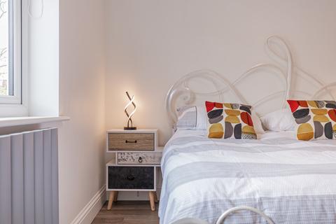 2 bedroom apartment to rent - Crescent Road, Oxford