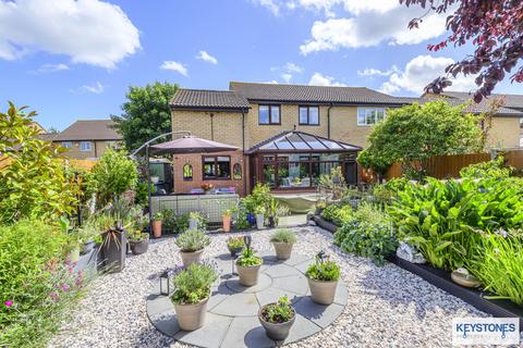 10 Lavender Close, South Ockendon, RM15 6TH
