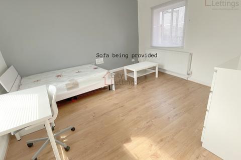 2 bedroom flat to rent, Bentinck Road, Arboretum