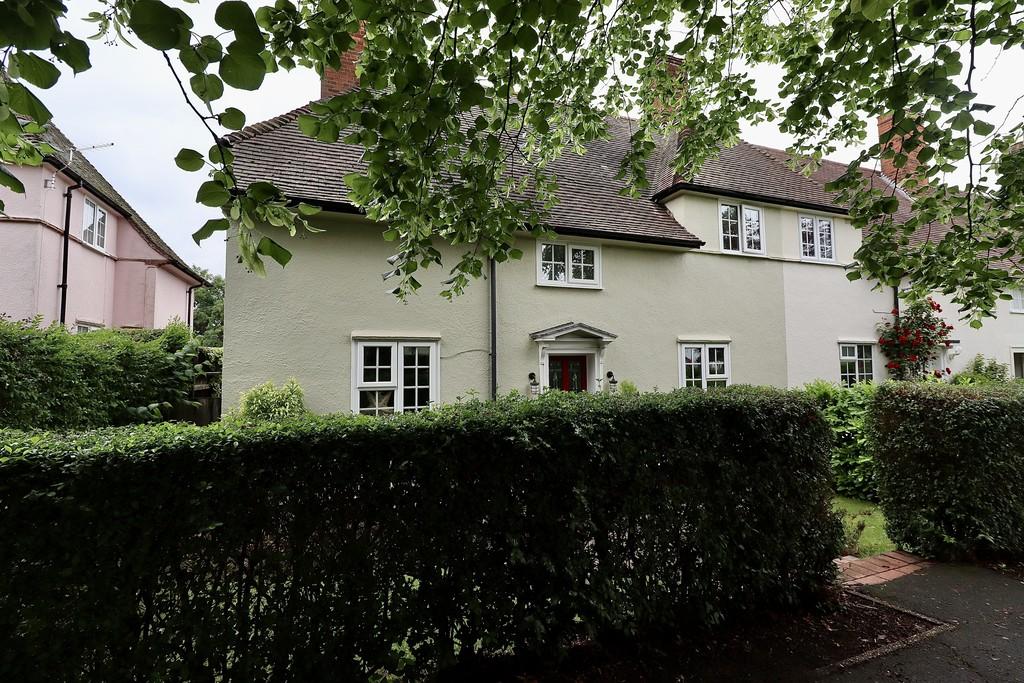 Hartsholme Drive, Lincoln 3 bed end of terrace house £290,000