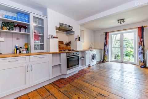 11 Allison Road, London, N8 0AN