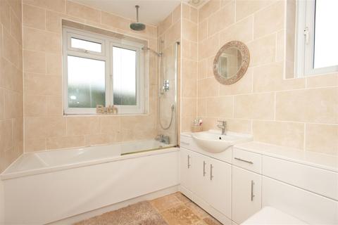 14 Kent Close, Orpington, BR6 7HD