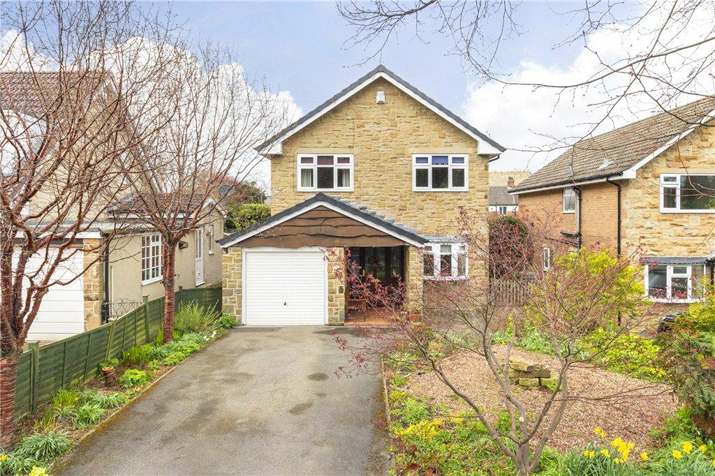 Hawksworth Avenue, Guiseley, Leeds, West Yorkshire 4 bed detached house
