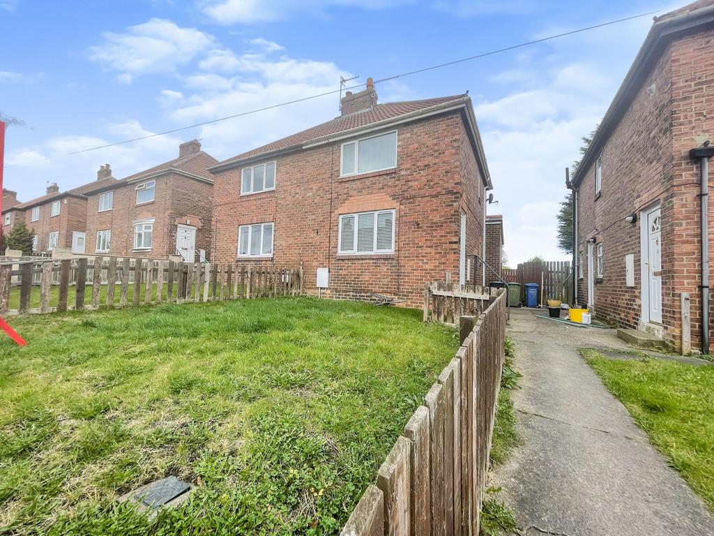 Coronation Road, Wingate, Durham, TS28 5JL 2 bed semidetached house