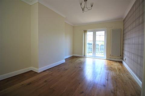 3 bedroom end of terrace house to rent, Mitchell Avenue, NEAR SEDGLEY, WV14 9QP