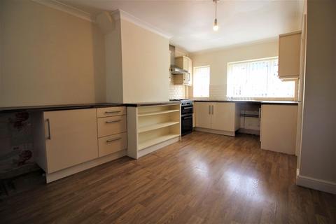 3 bedroom end of terrace house to rent - Mitchell Avenue, NEAR SEDGLEY, WV14 9QP