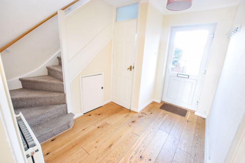 Hamilton Avenue, Exeter 3 bed semidetached house £287,500