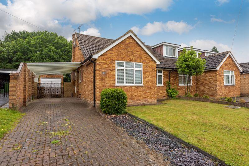 Bookham 3 bed chalet for sale £625,000