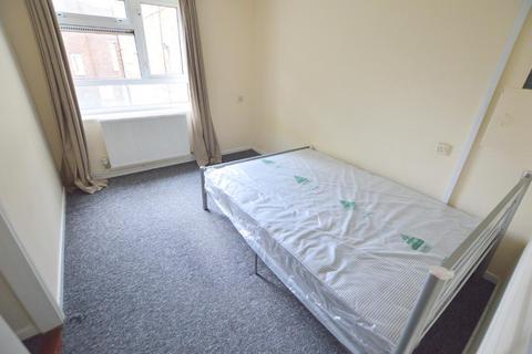 3 bedroom apartment for sale - Berkeley Path, High Town, Luton, Bedfordshire, LU2 0TS