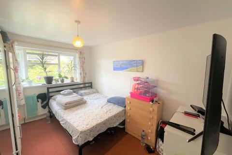 3 bedroom house to rent - Southwell Grove Road, Leytonstone, London