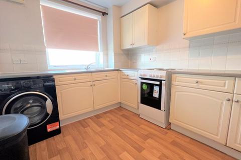 2 bedroom apartment to rent, Fishguard Way, London