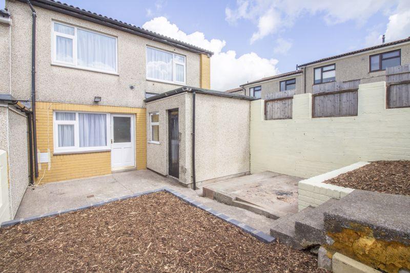 Dickens Court, Caerphilly REF00018630 3 bed terraced house for sale