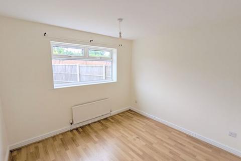 2 bedroom maisonette to rent, Stanley Road, Mansfield, Notts, NG18 5AA