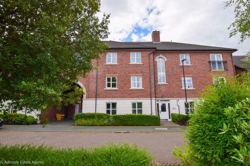 White Clover Square, Lymm, WA13 0RX 2 bed apartment £195,000