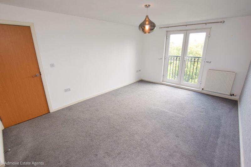 White Clover Square, Lymm, WA13 0RX 2 bed apartment £195,000