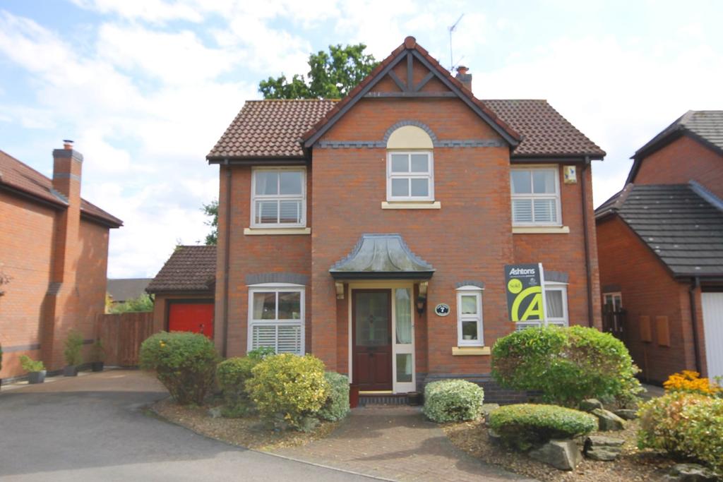 Hatchery Close, Appleton Thorn... 4 bed detached house £395,000
