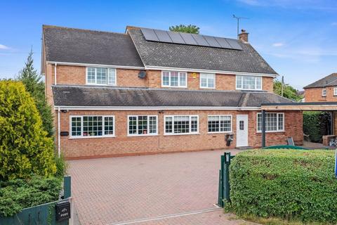5 bedroom detached house for sale, Bishampton Road, Flyford Flavell