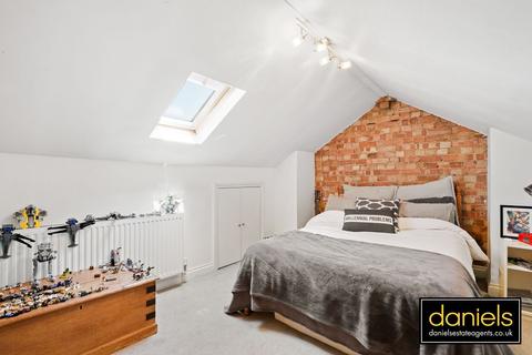 3 bedroom maisonette for sale - Furness Road, Kensal Green, London, NW10