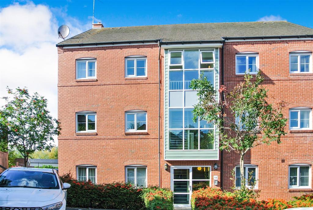 Cape Court, Warwick 2 bed apartment - £875 pcm (£202 pw)