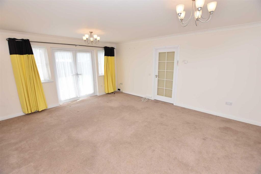 School Road, Conon Bridge 4 bed detached bungalow £325,000