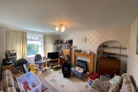 5 Croughton Close, Northampton, NN2 8NZ
