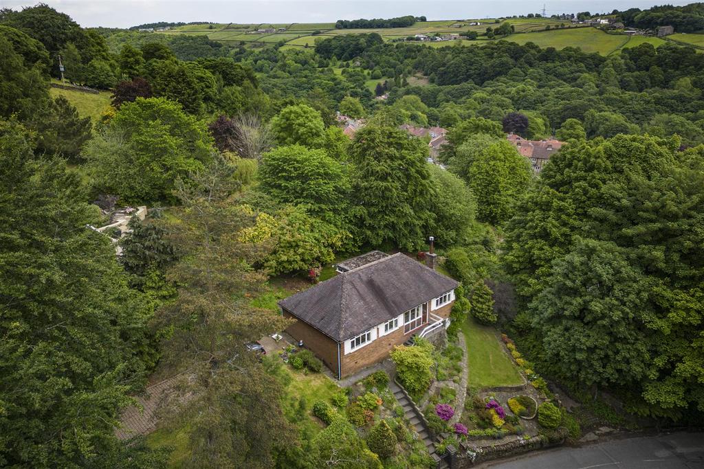 Royd Lane, Ripponden, Sowerby Bridge 4 bed detached bungalow £450,000