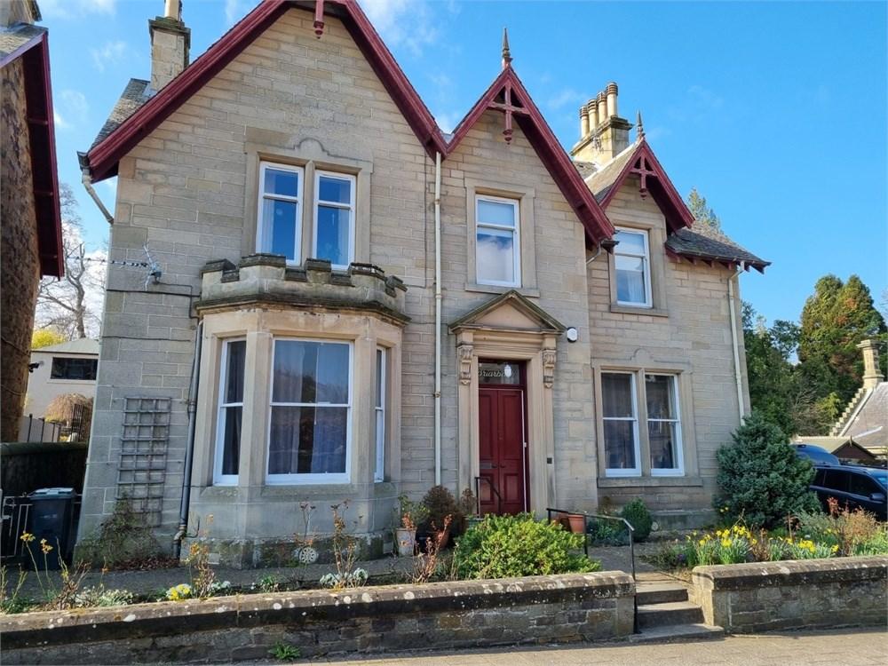 Scott Crescent, GALASHIELS, TD1 3 bed flat £185,000