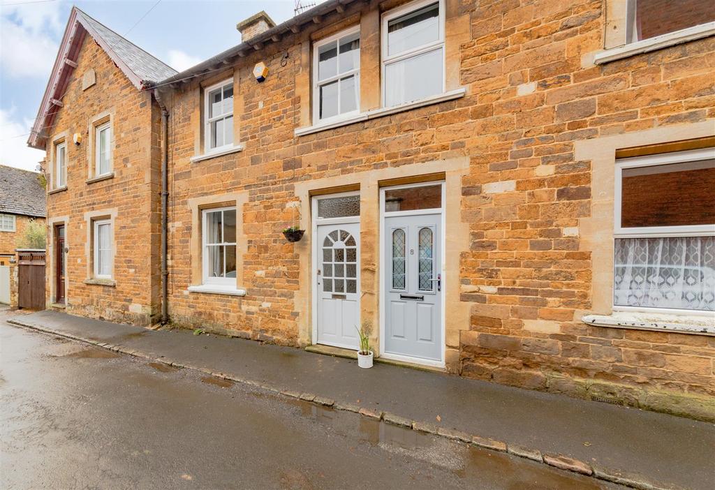 Adderley Street, Uppingham, Rutland 3 bed terraced house £350,000