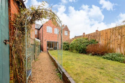 10 Adderley Street, Uppingham, Oakham, LE15 9PP