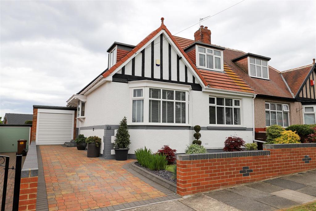 Newlands Avenue, Barnes, Sunderland 4 bed bungalow £279,950