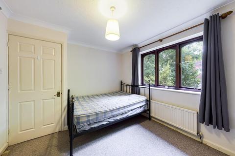 39 Berkeley Close, Polygon, Southampton, SO15 2TR