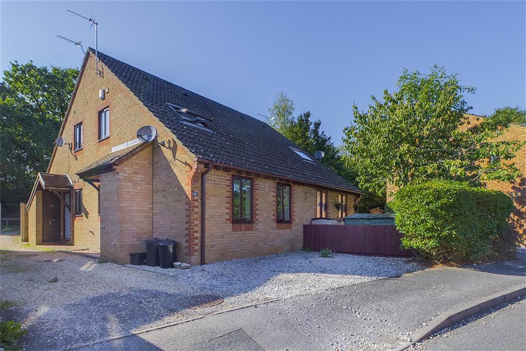 Shorefield Road, Marchwood, Southampton 2 bed terraced house for sale