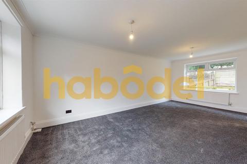 3 bedroom terraced house to rent - Keats Road, Middlesbrough