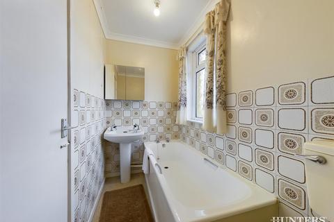 10 Beech Grove, Dipton, Stanley, DH9 9DZ