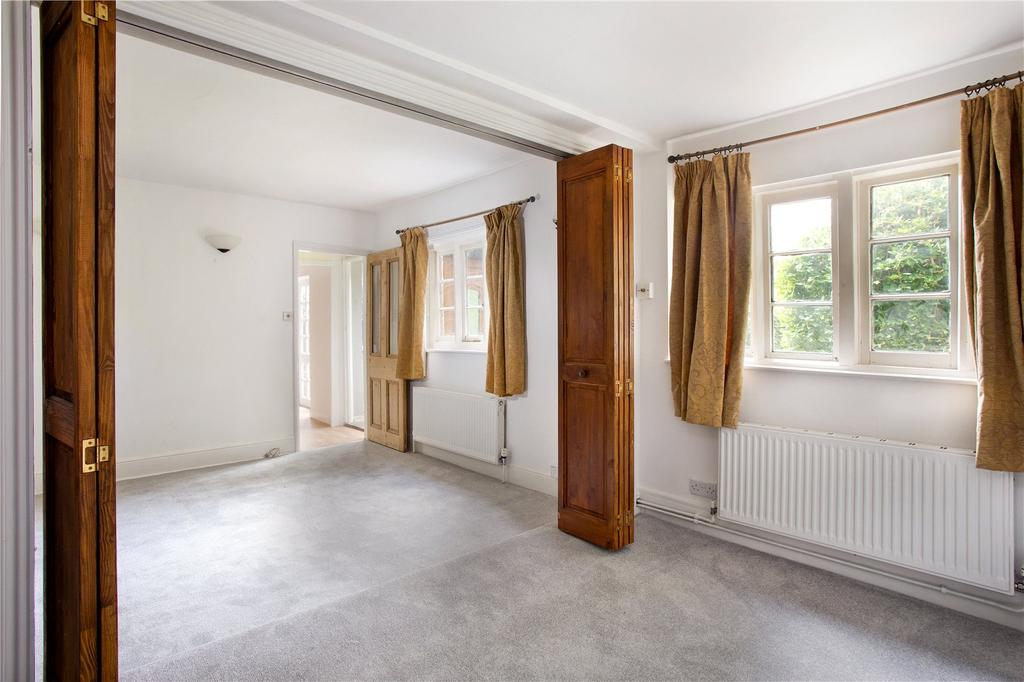 Dining/Sitting Room