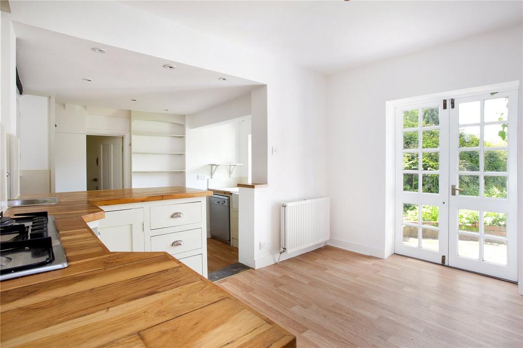 Kitchen/Breakfast Rm