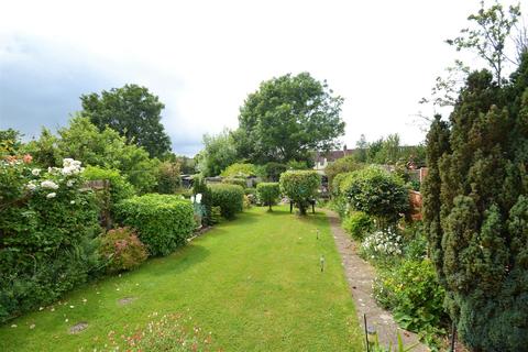 33 Glanfield Road, Beckenham, BR3 3JS