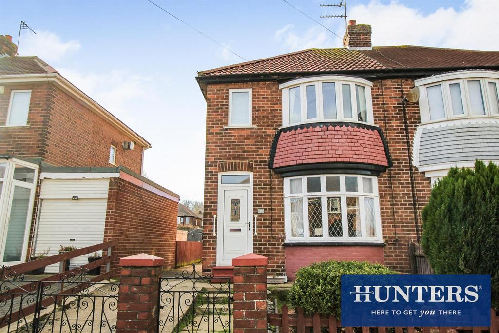 Alston Crescent, Sunderland, Tyne and... 2 bed semidetached house £